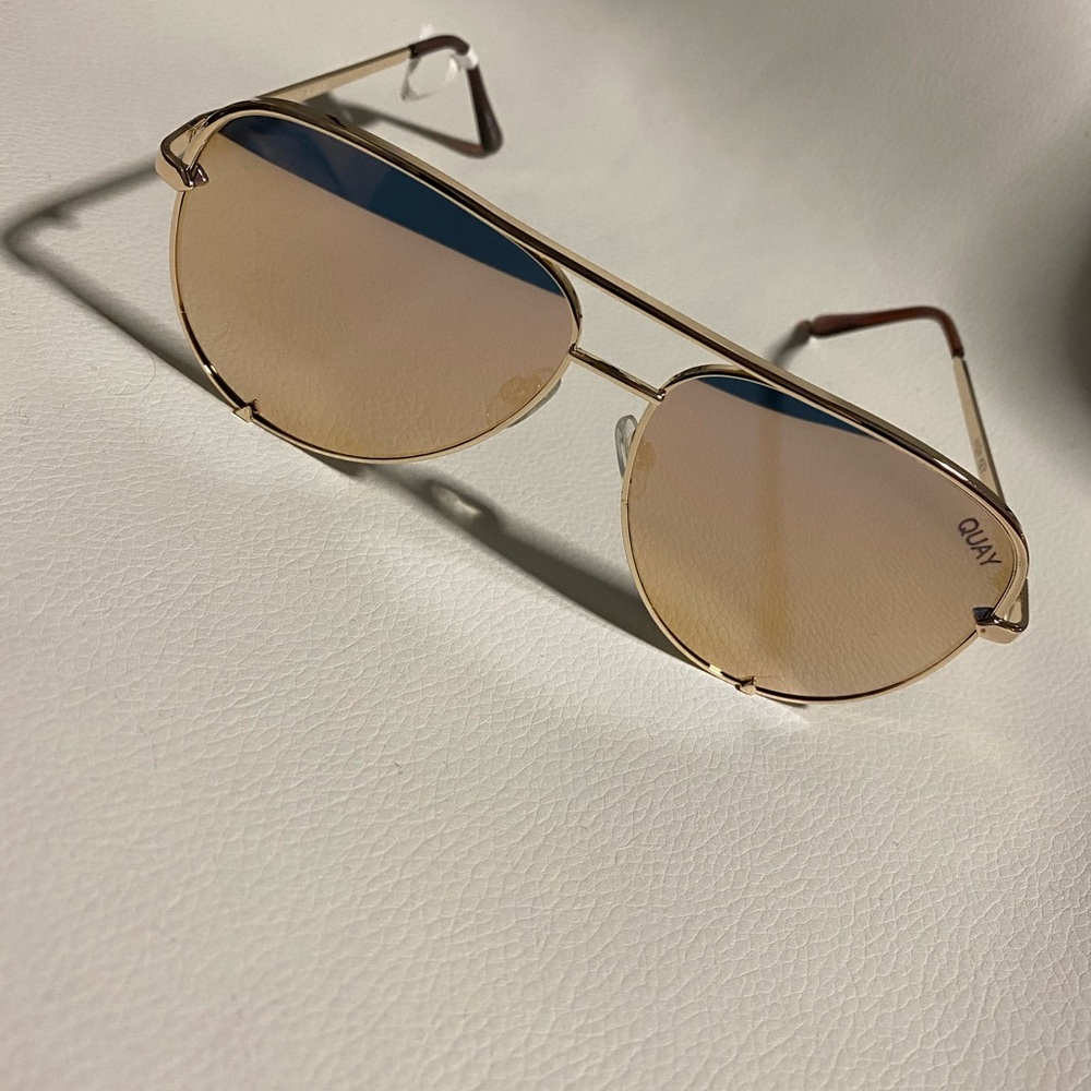 Desi quay sunglasses